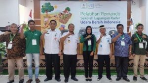Bupati Lamtim M Dawam Rahardjo membuka Pelatihan Sekolah Lapangan Kader Udara Bersih Indonesia