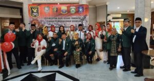 Sudirman D’Hurry Pimpin Perayaan HUT TP Sriwijaya & Srikandi TP Sriwijaya Dengan Potong Tumpeng & Tabur Bunga