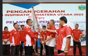Serahkan SK Kepengurusan ,Ketua DPP PWRI, Tekankan PWRI Sumut Laksanakan UKW