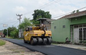 Puluhan Tahun Menanti Jalan Bagus, Masyarakat Ucapkan Terimakasih Ke Bupati dan PUPR