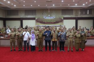 Sekretaris Daerah Fahrizal Darminto, mewakili Gubernur Lampung Arinal Djunaidi, membuka Rapat Koordinasi Sektor Kesehatan Pemerintah Daerah se-Provinsi Lampung, bertempat di Gedung Pusiban
