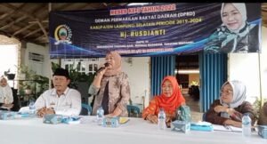 Reses K_3 Anggota DPRD Lamsel Hj. Rusdianti  Tampung Asfirasi Warga Masyarakat Merbau Mataram.