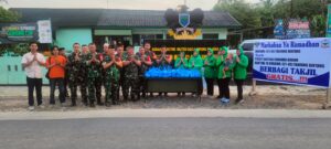 Berkah Ramadhan Koramil 421-09/ Tanjung Bintang Bersama Insan Pers  Bukber Dan Berbagi Takjil Kepada  Warga 