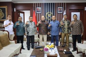 Bustami Zainudin Apresiasi Banleg DPR Menyepakati Usulan Perpanjang Jabatan Kades Jadi 9 Tahun
