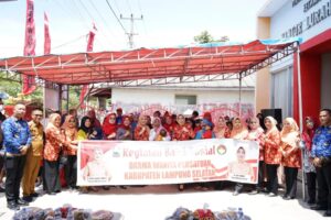 Dharma Wanita Persatuan Lampung Selatan Gelar Bantuan Sosial