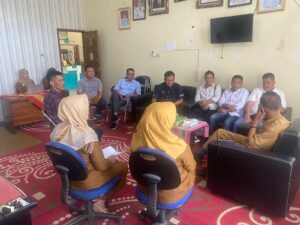 LBH PWRI DPD Lampung Dan DPC PWRI Lampung Timur Lakukan Kunjungan Ke Dinkopukmnaker Lampung Timur.