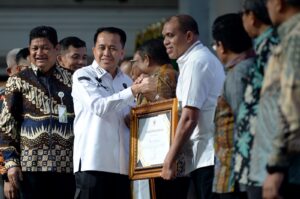 Pj Gubernur Agus Fatoni Launching Gerakan Perlindungan Tenaga Rentan Serentak se-Sumut 