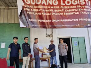 Polres Pringsewu Memastikan Keamanan dan Kelancaran Proses Distribusi Formulir Model C Untuk Pilkada 2024
