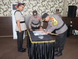 Kapolres AKBP Yusriandi Yusrin Memimpin Langsung Serah Terima Jabatan di Polres Lampung Selatan
