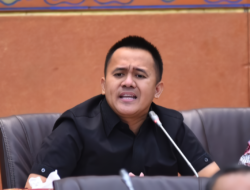 Anggota Komisi VI DPR RI Mufti Anam Menilai Pemerintah Belum Tegas Menangani Kasus Pinjol