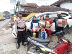 Sat Pol Air Polresta Bandar Lampung Bagikan Paket Sembako Bagi Korban Banjir