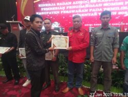 Rakor KPU Pesawaran Berikan Penghargaan Kinerja Badan Adhoc