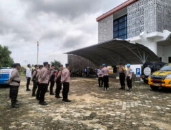 Polres Pringsewu Terjunkan Puluhan Personel Amankan Rapat Paripurna, Pengumuman Hasil Penetapan Bupati dan Wakil Bupati Terpilih Kabupaten Pringsewu dalam Pilkada Serentak 2024