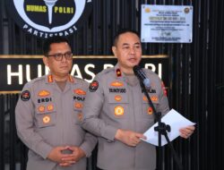 Kapolri Jenderal Polisi Drs. Listyo Sigit Prabowo : Keluarga Tiga Personel Gugur Dalam Tugas di Way Kanan Mendapatkan Hak Santunan