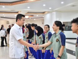 Wamenpora RI Taufik Hidayat Lepas Timnas Putri ke AFC Women’s Futsal Asian Cup 2025