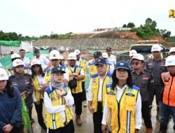 Wakil Menteri PU Tinjau Tempat Pengolahan Sampah Modern di IKN