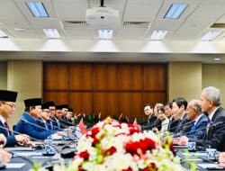 Presiden Republik Indonesia Prabowo Subianto Melakukan Pertemuan Bilateral Tahunan Leaders’ Retreat dengan Perdana Menteri Singapura Lawrence Wong