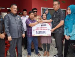 Bupati Tubaba Salurkan Langsung Bantuan Sosial untuk Korban Kebakaran di Tiyuh Pagar Dewa