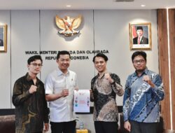 Taufik Hidayat Menerima Panitia dan Apresiasi Program West Java Youth Sustainability Impact 2025 di Bandung