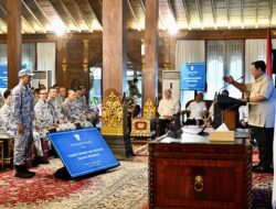 Presiden Prabowo Beri Arahan Sekaligus Lepas Keberangkatan Retreat Anggota Kamar Dagang dan Industri