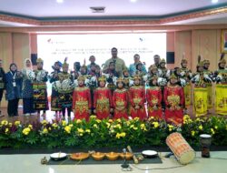 Menpora Lepas Tim Seni Embun Pagi Primary School Pada Ajang The 14th WDF 2025