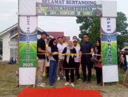 Ketua DPRD Lampung Selatan Erma Yusneli Buka Open Turnamen Desa Tanjung Sari CUP 2025