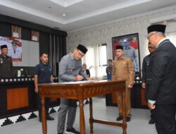 Bupati Tulang Bawang Barat Lantik 13 Pejabat Eselon II