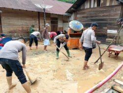 Polres Lampung Barat Sigap, Turunkan Puluhan Personel Bantu Warga Suoh
