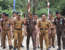 Bupati Parosil Mabsus Apresiasi Kejari Lambar Manfaatkan Lahan Terbengkalai Dorong Program Ketahanan Pangan