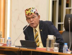 Adrianus Asia : Penurunan harga Pupuk dan Perbaikan Sistem Distribusi Perlu Diimbangi Pengawasan