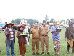 Staf Ahli Bidang Kemasyarakat dan SDM Suwanto Hadiri HUT ke 66 Desa Braja Kencana