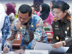 Bupati Pringsewu dan Kejari Resmi Tanda Tangani Kerjasama Penerapan Restorative Justice
