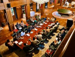 Presiden Prabowo Panggil Menteri Kabinet Merha Putih Bahas Percepatan Penanganan Bencana dan Kesiapan Hadapi Libur Nataru