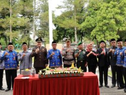 Upacara HUT Ke-54 KORPRI di Lampung Barat: Pengabdian ASN, Kepedulian Lingkungan, dan Transformasi Kesehatan