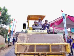 Bupati Pringsewu Melaksanakan Ground Breaking Preservasi Ruas Jalan Banyumas–Way Kunyir