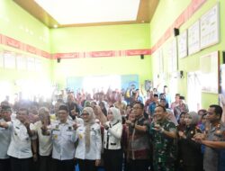 Gubernur Jawa Tengah Menyapa Langsung Keluarga Besar Transmigran di Desa Bagelen