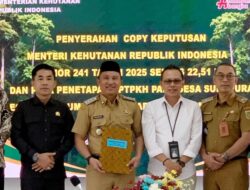 Pemerintah Kabupaten Lampung Barat Terima SK Pelepasan Kawasan Hutan untuk TORA