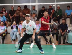 Wamenpora Taufik Hadiri sekaligus Tampil di Laga Eksebisi dalam Peresmian Renovasi Lapangan Bulu Tangkis Kemendikdasmen