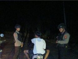 Jaga Keamanan dan Ketertiban Polisi Lakukan Patroli di Jalan Minim Penerangan Antisipasi Kriminalitas