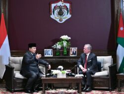 Beranda Tentang Kami Produk Hukum Berita & Artikel Informasi & Layanan Publik Presiden Prabowo Perkuat Kerja Sama Indonesia–Yordania Tangani Krisis Kemanusiaan di Timur Tengah