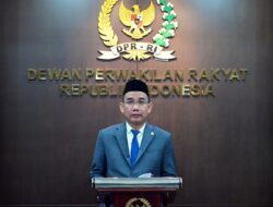 DPR RI Sampaikan Keterangan dalam Sidang Pengujian UU Guru dan Dosen