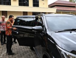 Bupati Lambar Parosil Mabsus Sebut Warga Boleh Pakai Mobil Dinas Camat Buat Acara Nikah dan Berobat