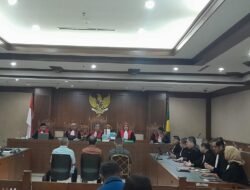 Jaksa Penuntut Umum Bacakan Surat Tuntutan erhadap 3 Terdakwa Perkara Korupsi Tata Kelola Pertamina Jilid II