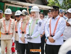 Bupati dan Wakil Bupati Pesawaran Dampingi Gubernur Tinjau Pelebaran Jalan Wisata Pesisir